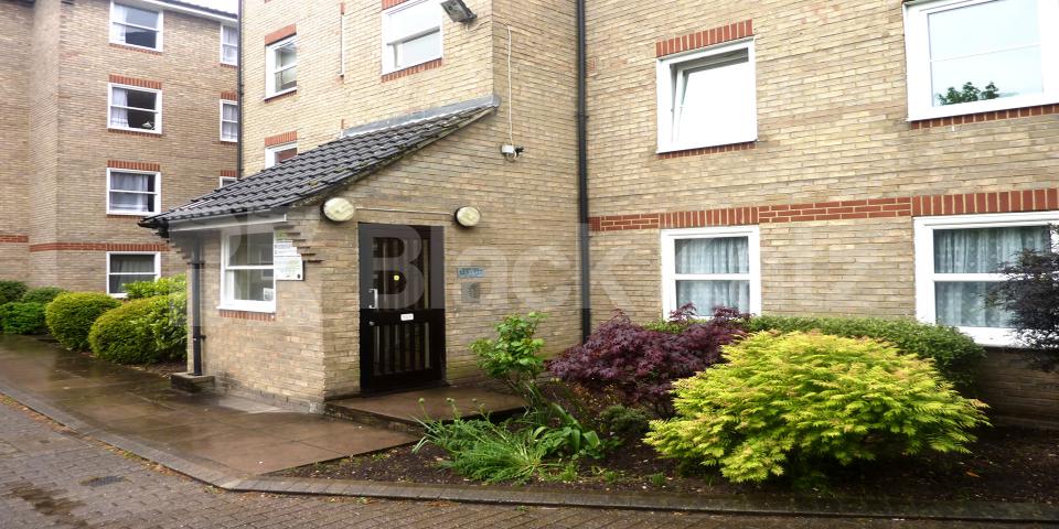 			NEW INSTRUCTION!, 2 Bedroom, 1 bath, 1 reception Flat			 Barker Drive, CAMDEN